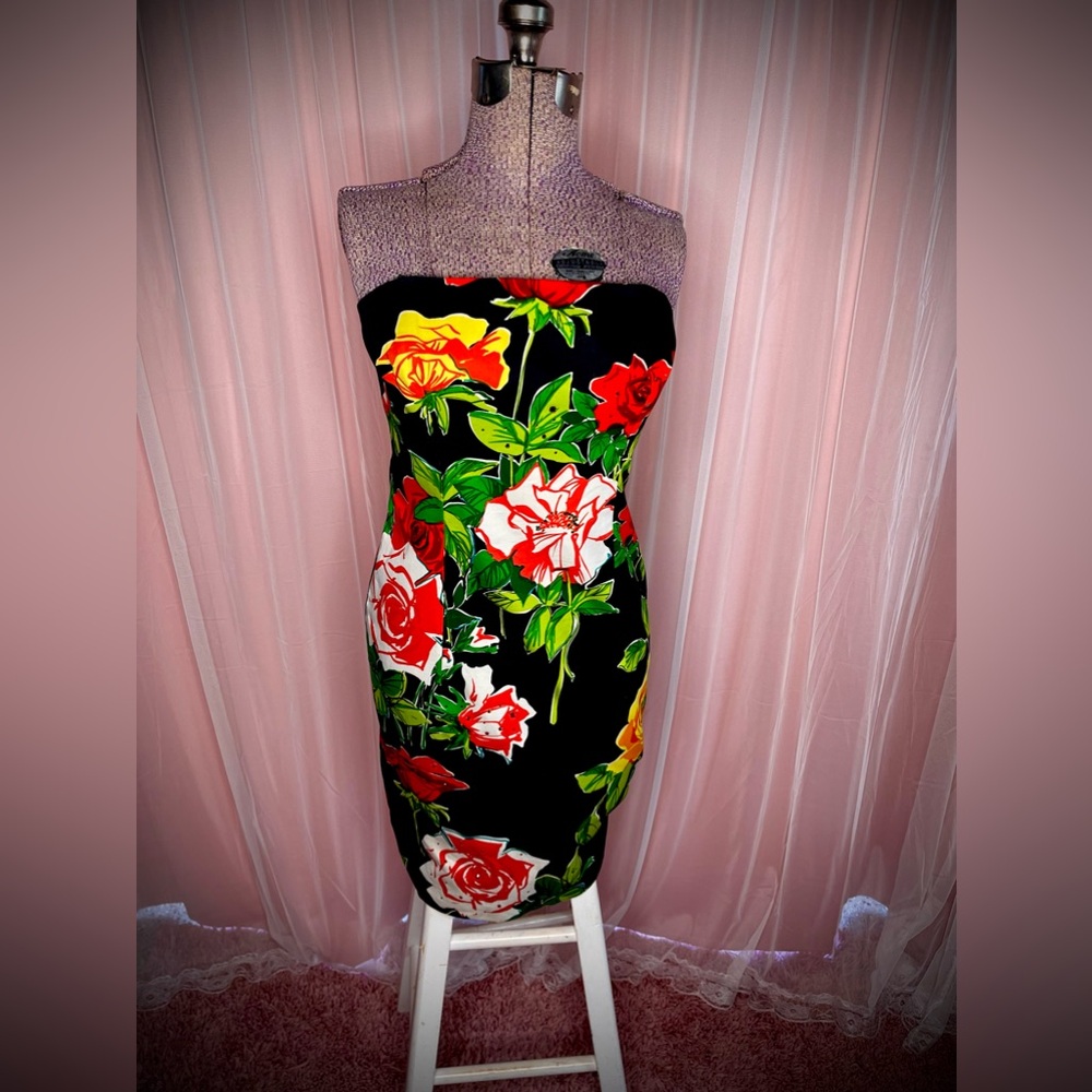 David Meister Size 10 floral Pencil Dress. new without Tags